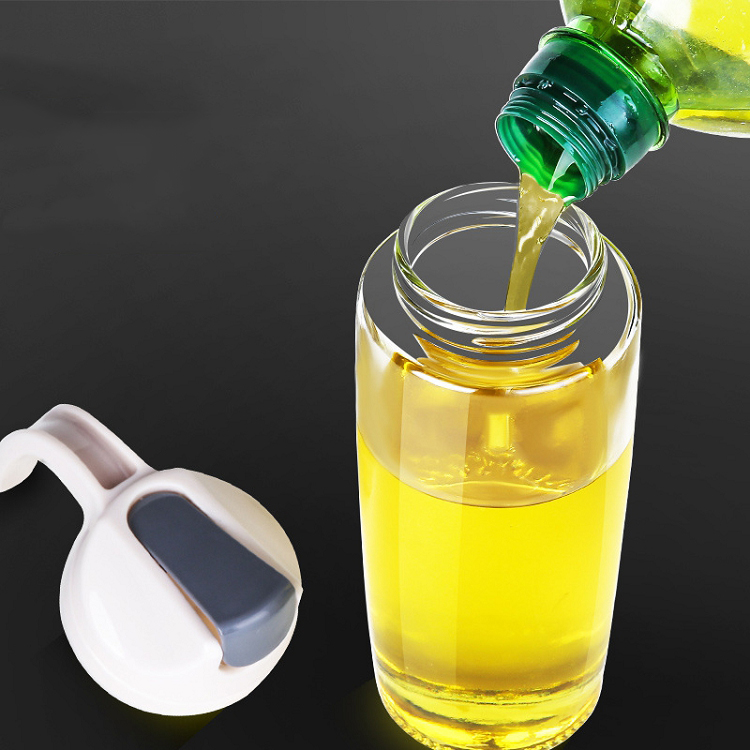 Glass oil jug Household oil leak proof jug kitchen automatic opening and closing with cover seasoning jug vinegar jug jug